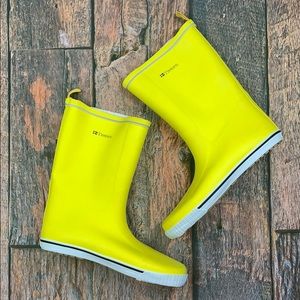 Tretorn men’s yellow rain boots